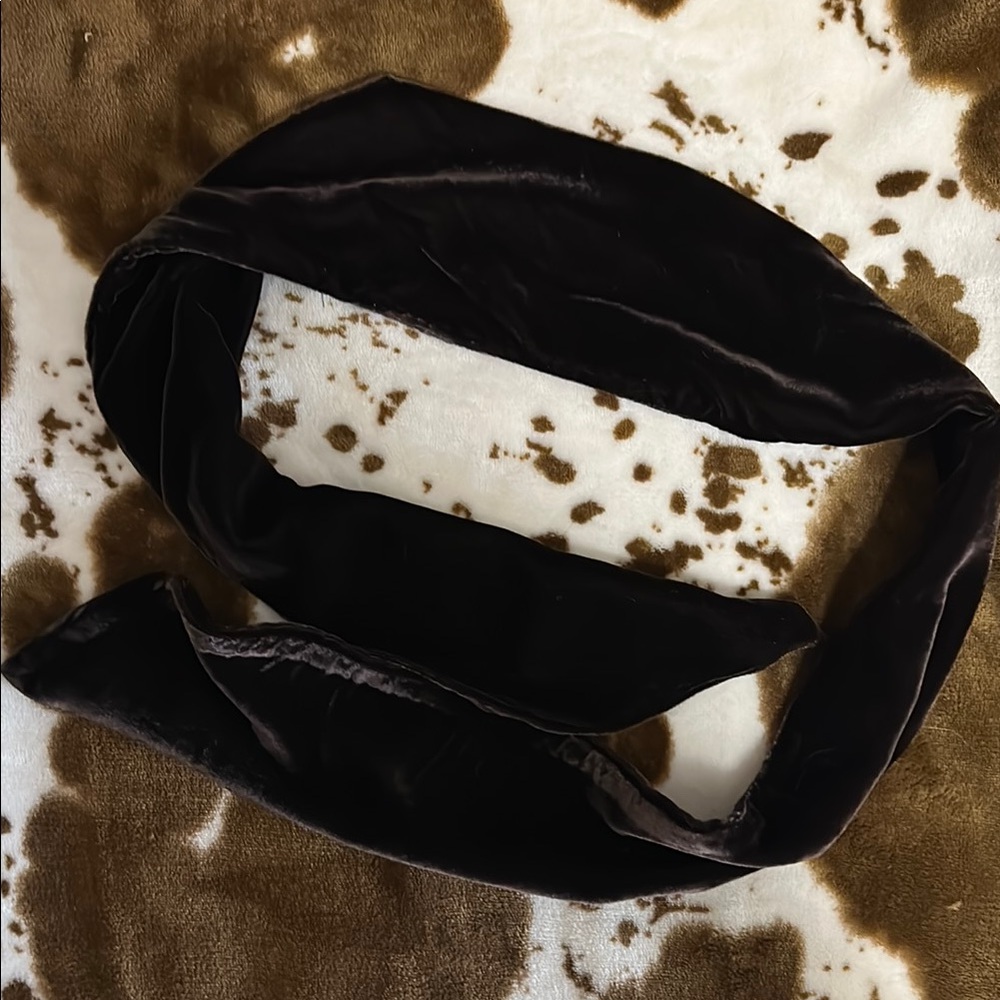 NEW Elegant Dark Brown Velvet Neck Hair Scarf